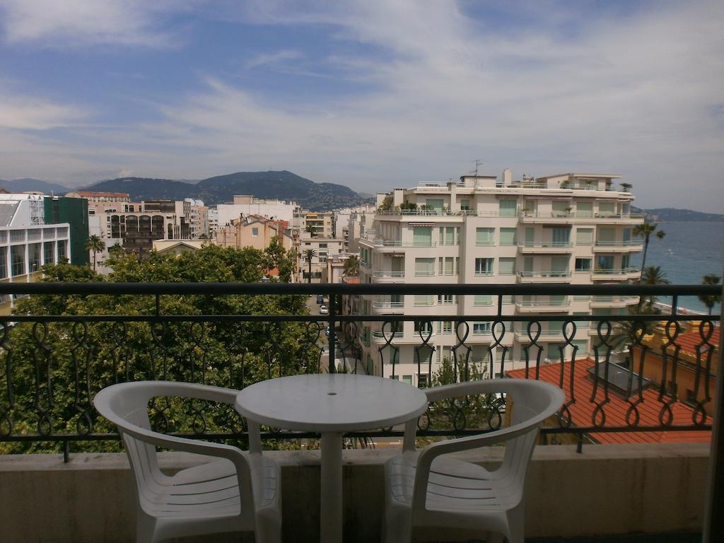 Hotel Magnan Niza Habitación foto